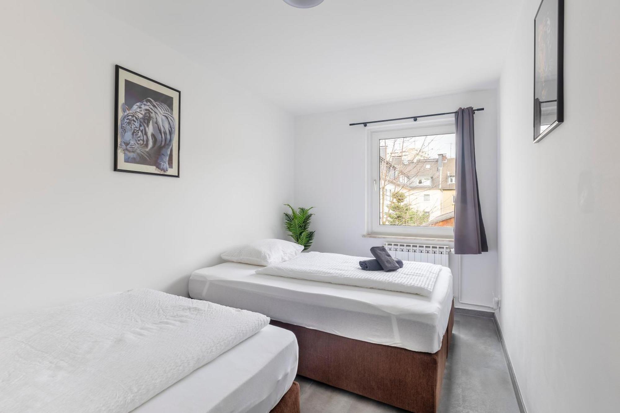 44 Apartments - Modern, Gemuetlich, Wlan, Balkon, Stellplatz Wuppertal Dış mekan fotoğraf