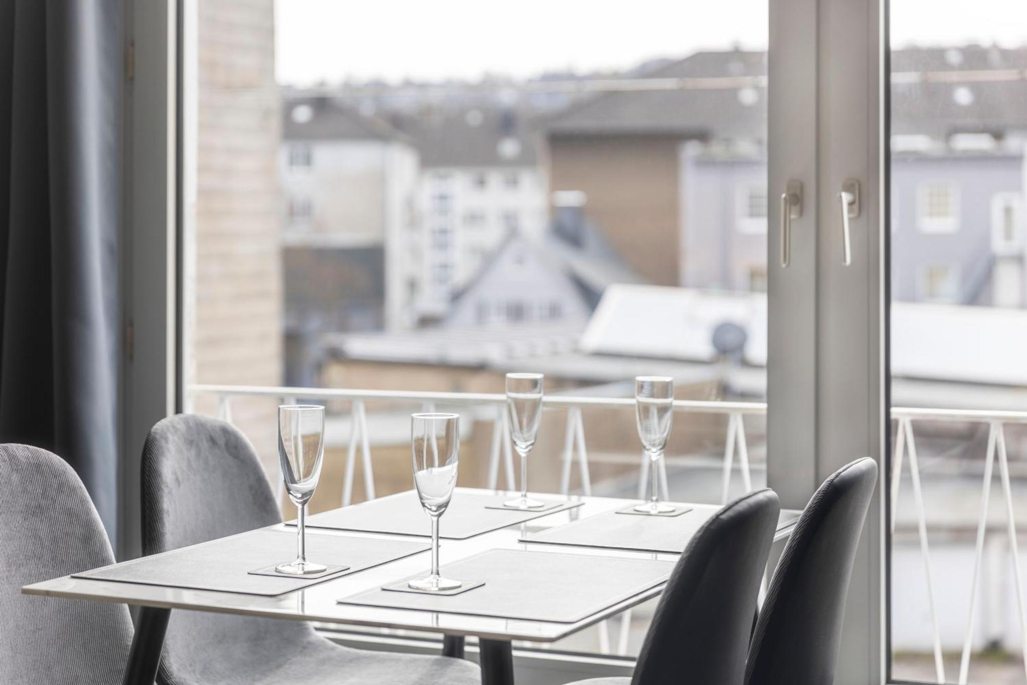 44 Apartments - Modern, Gemuetlich, Wlan, Balkon, Stellplatz Wuppertal Dış mekan fotoğraf